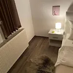 Nana Gostinjska kuća 3*