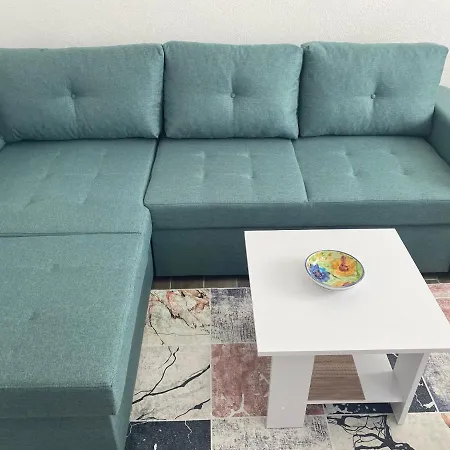 בית הארחה Nana