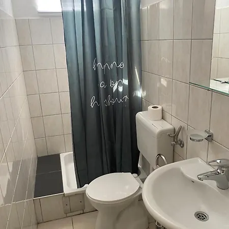 בית הארחה Nana קולן וקוף