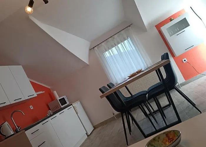 娜娜别墅 招待所