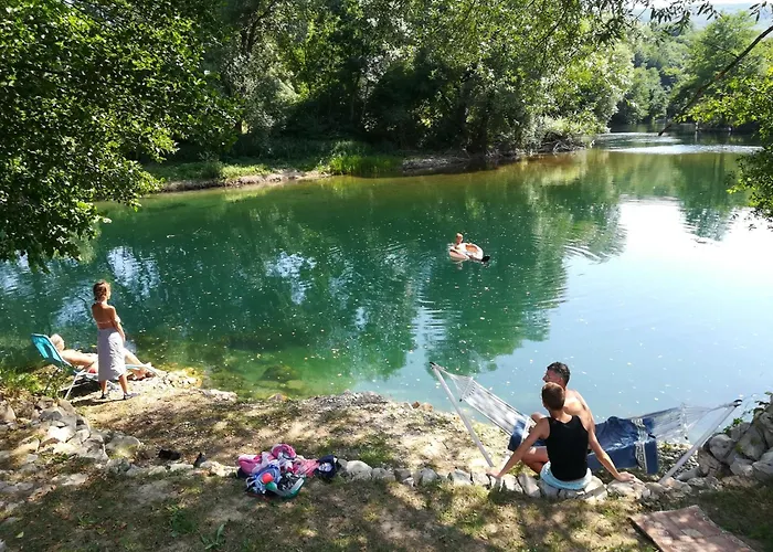 招待所 娜娜别墅 3*